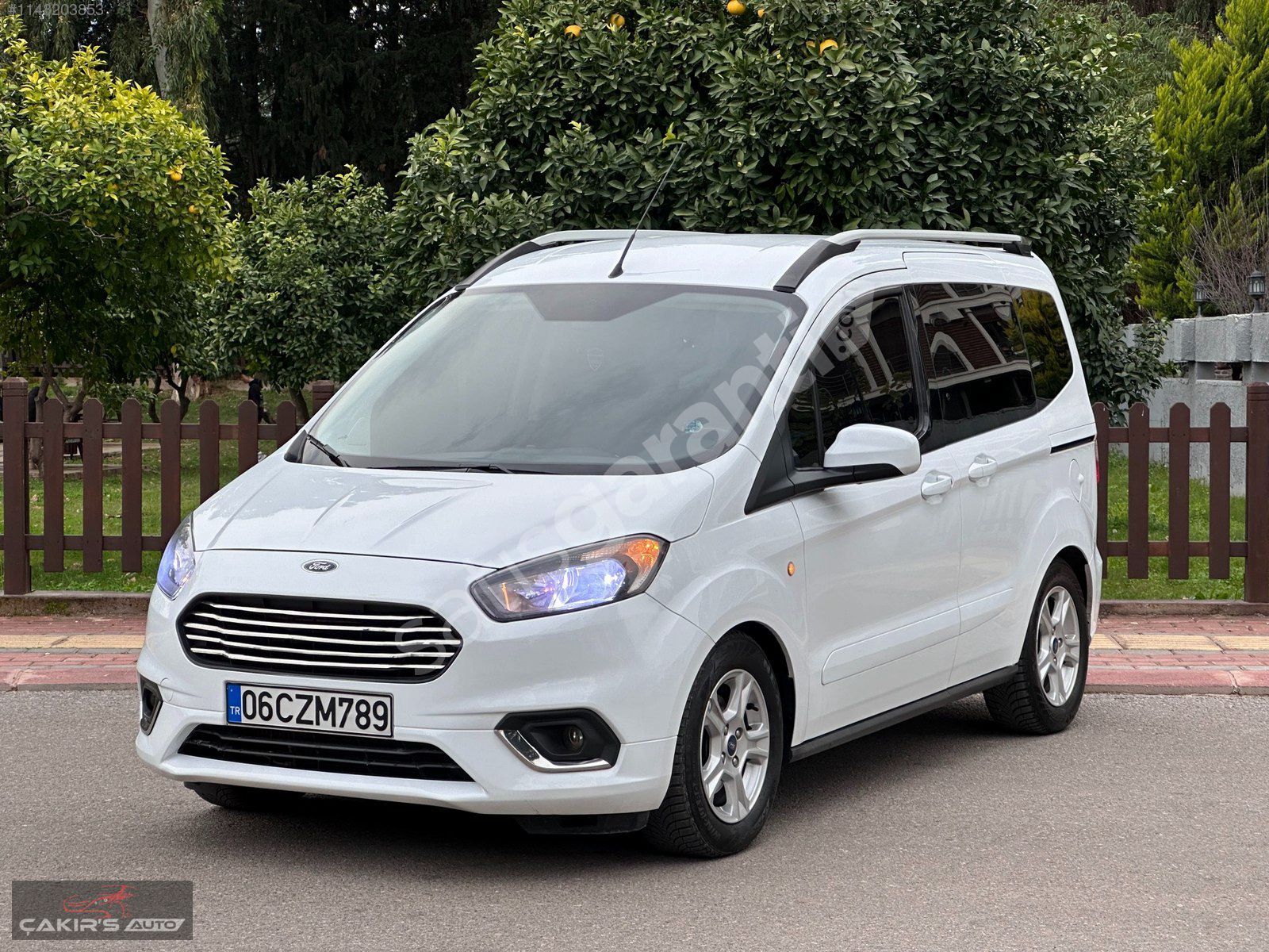 * HATASIZ 2019 MODEL 100 LÜK FORD COURİER *