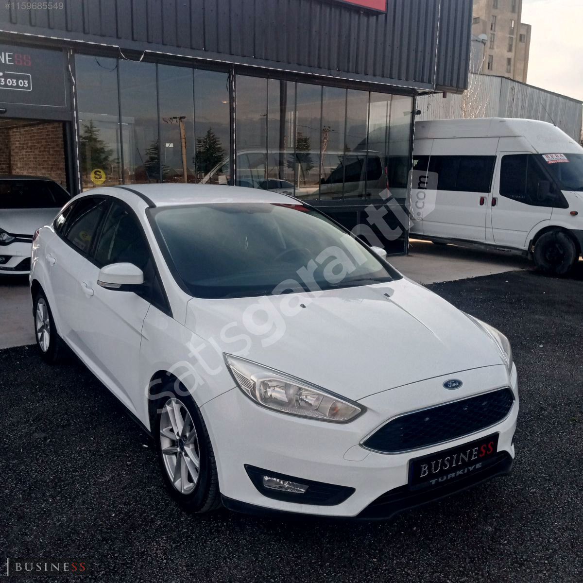 BUSİNESS AUTO/FORD FOCUS 2015 DİZEL OTOMATİK