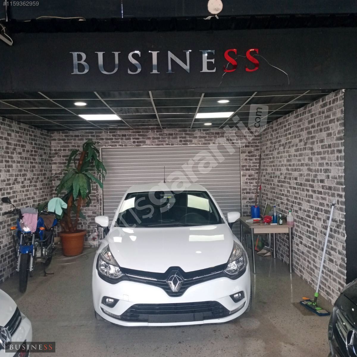 BUSİNESS AUTO/CLİO DİZEL OTOMATİK