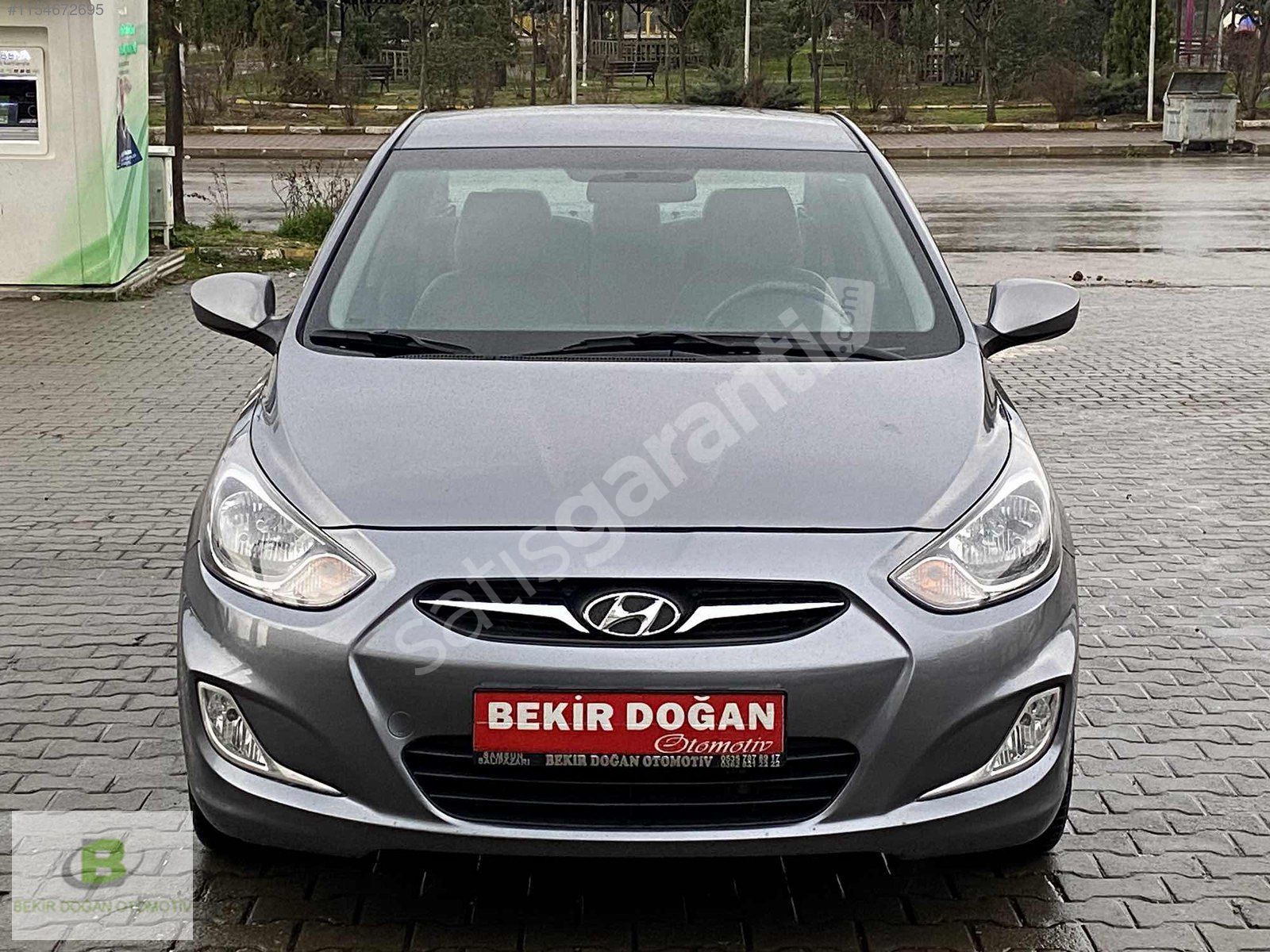 BEKİR DOĞAN'DAN 2013 HYUNDAİ ACCENT BLUE DİZEL OTOMATİK