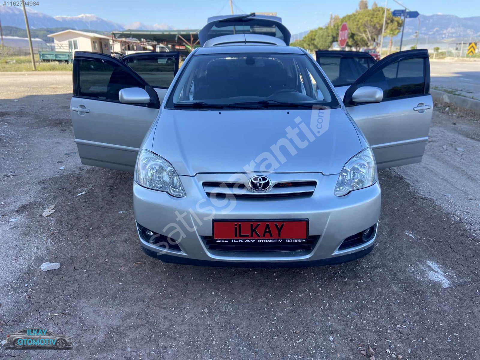 İLKAY OTOMOTİV den çok temiz 2004 Otamatik corolla sol