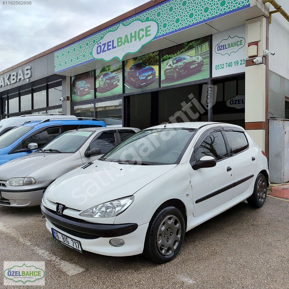 ÖZELBAHÇE OTOMOTİV 2008 1.4 HDI 5K SORUNSUZ TAKAS OLUR
