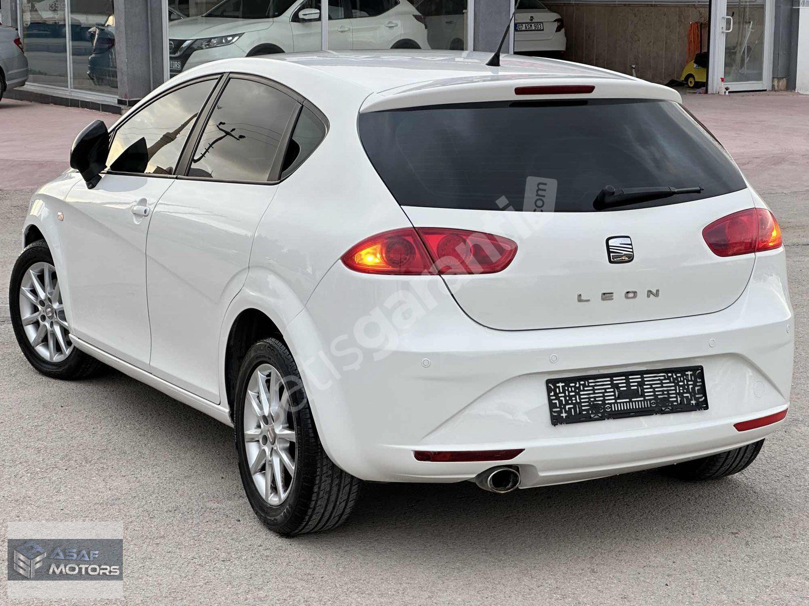 ASAF'dn LEON 2011 OTOMATİK 180BİN KM CRSTYLE EMSALSİZ TEMİZLİKTE