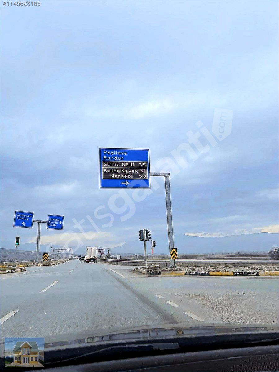 SALDA GÖLÜ VE FETHİYE'YE YAKIN BURDUR ASVALTINA CEPHE ARAZİ