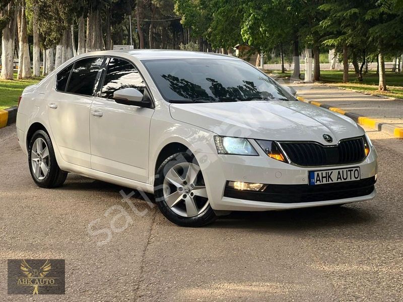 AHK AUTO'DAN 2017 SKODA OCTAVİA OPTİMAL DSG
