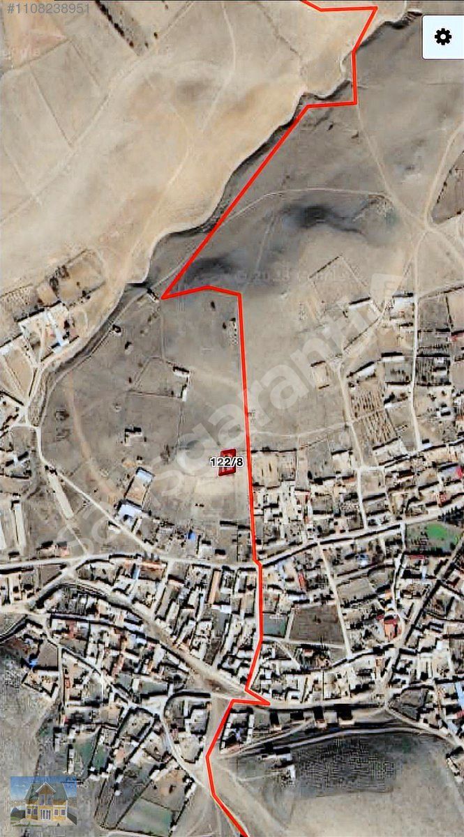 SULTANDAĞI ÜÇKUYU KÖYÜNDE 856 m2 ARSA