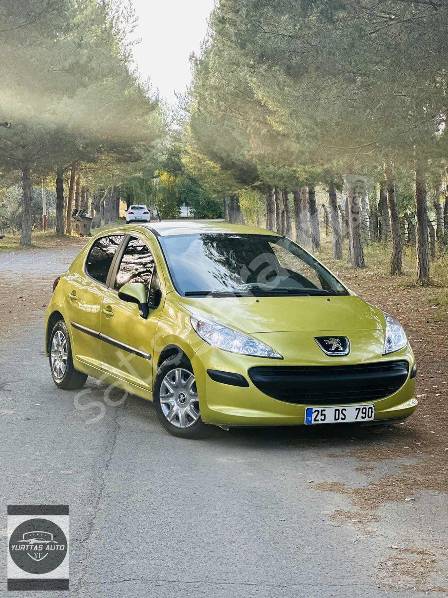 PEUGEOT 207 140.000 KM DE EMSALSIZ TEMIZLIKTE