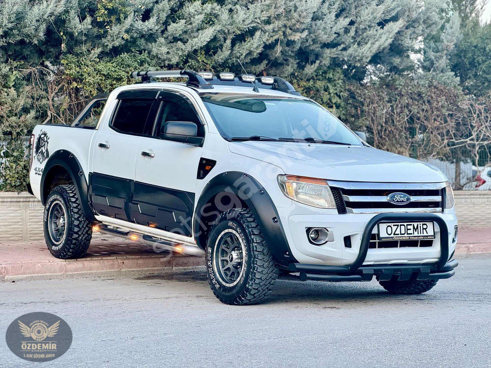 ÖZDEMİR OTOMOTİVDEN 2015 FORD RANGER 4X4 AKSESUARLI