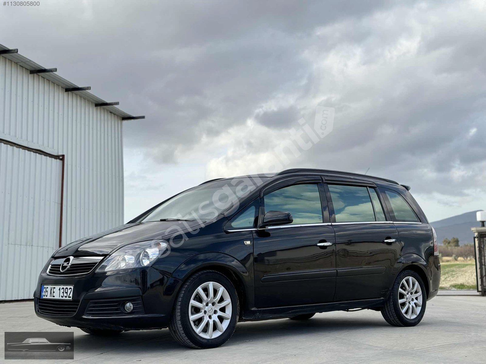 ROYAL AUTO'DAN ZAFİRA 1.6 7KİŞİLİK