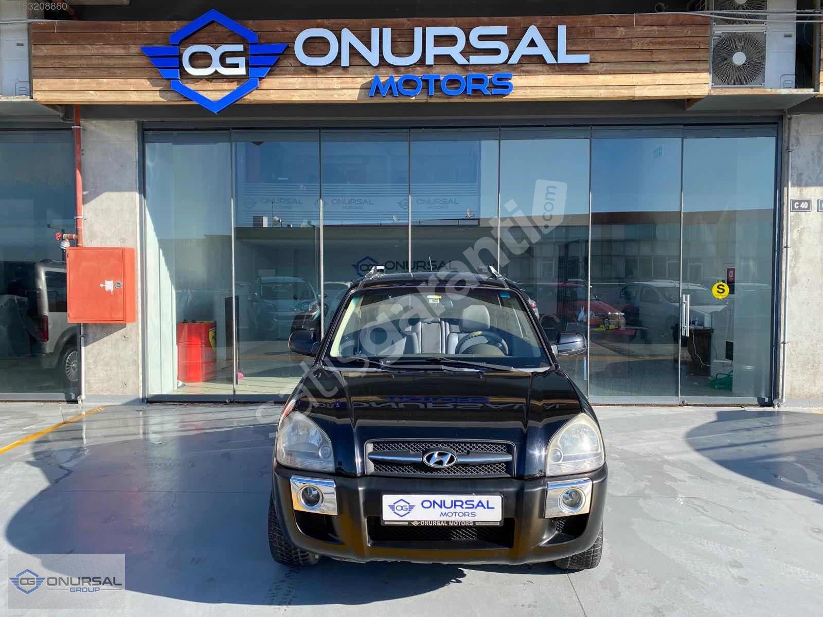 ONURSAL'DAN DEFORMESİZ,BAKIMLI,SUNROOFLU,DÜŞÜK KMLİ 4*4 TUSCON