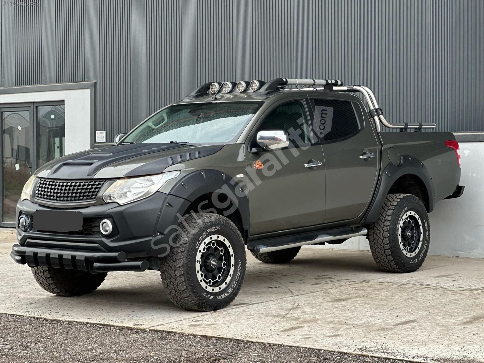 COŞKUN OTOMOTİVDEN HATASIZ BOYASIZ DÜŞÜK KM 4X4 OTOMATİK ARAZİ