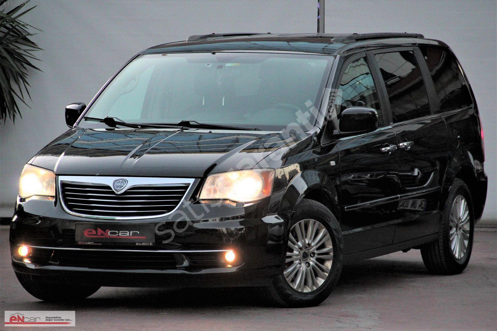 ENCAR'DAN LANCİA VOYAGER 2.8 CRD GERİ GÖRÜŞ 7 KİŞİLİK