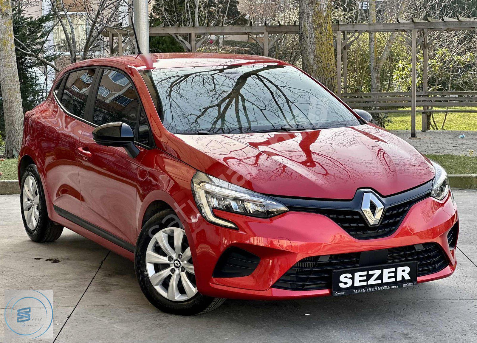 HATASIZ BOYASIZ 2023 RENAULT CLİO 1.0 TCE (8.000 KM) OTOMATİK