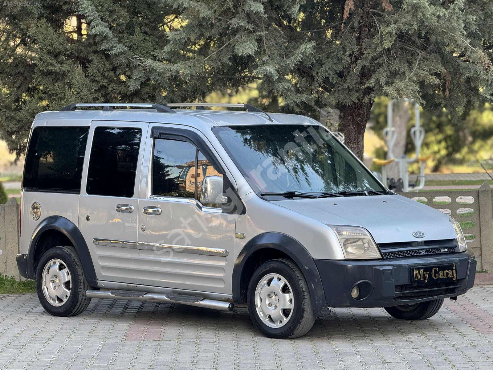 _MY GARAJ_2005 CONNECT 1.8 TDCİ ÇİFT SÜRGÜ 90 HP 306.000 KM