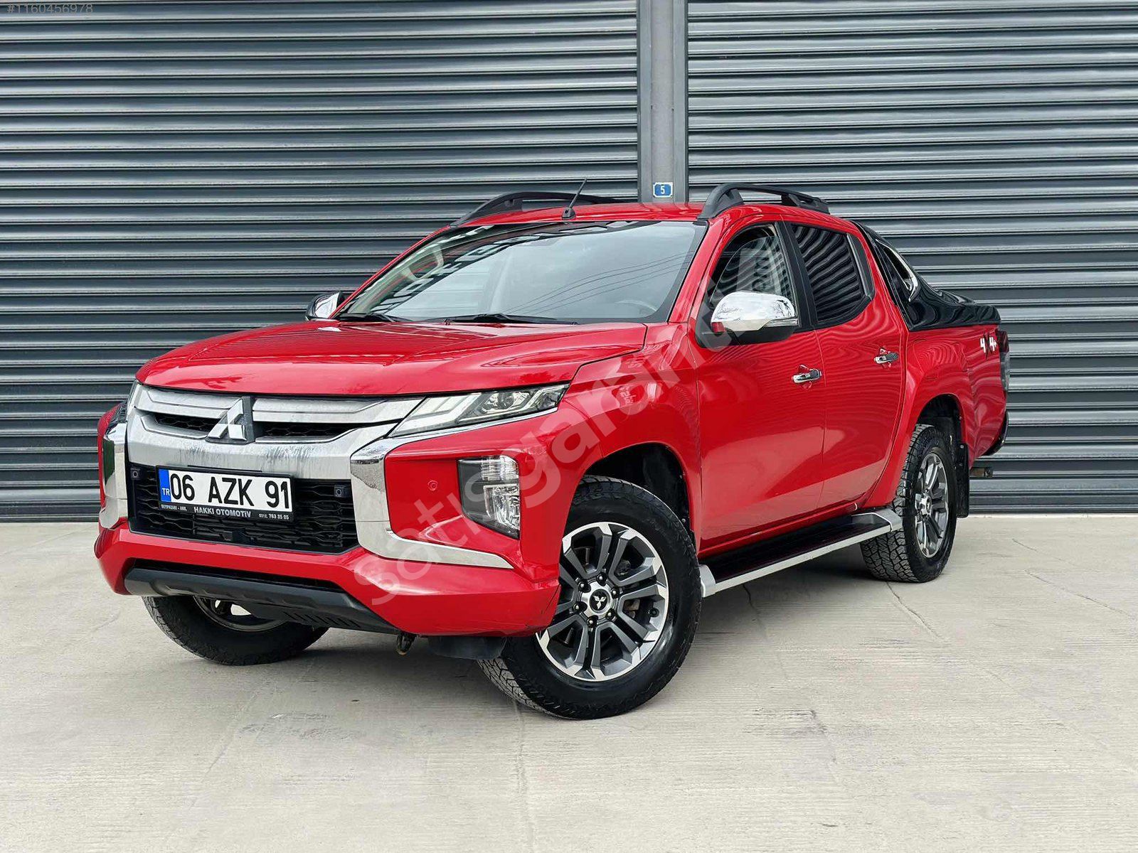HAKKI OTO'DAN 2019 PREMİUM 4*4 OTOMATİK MITSUBİSHİ L-200