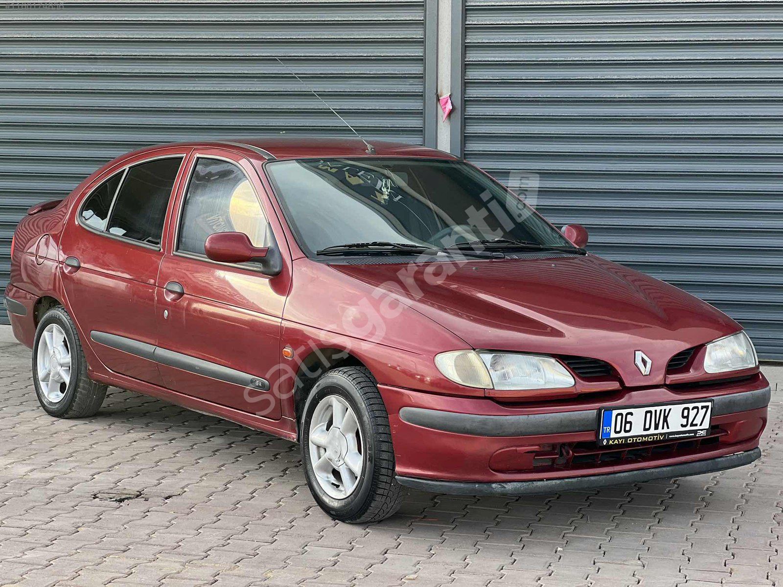 DEĞİŞENSİZ BAKIMLI MEGANE 1