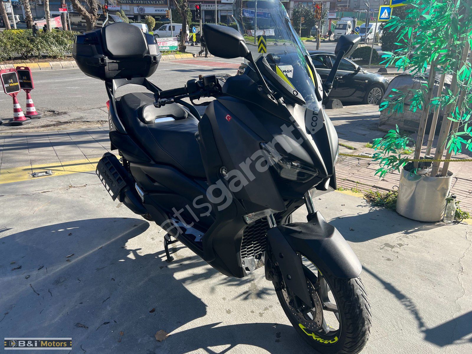 Bİ MOTORS'TAN YAMAHA X-MAX 250 ABS ÇANTALI