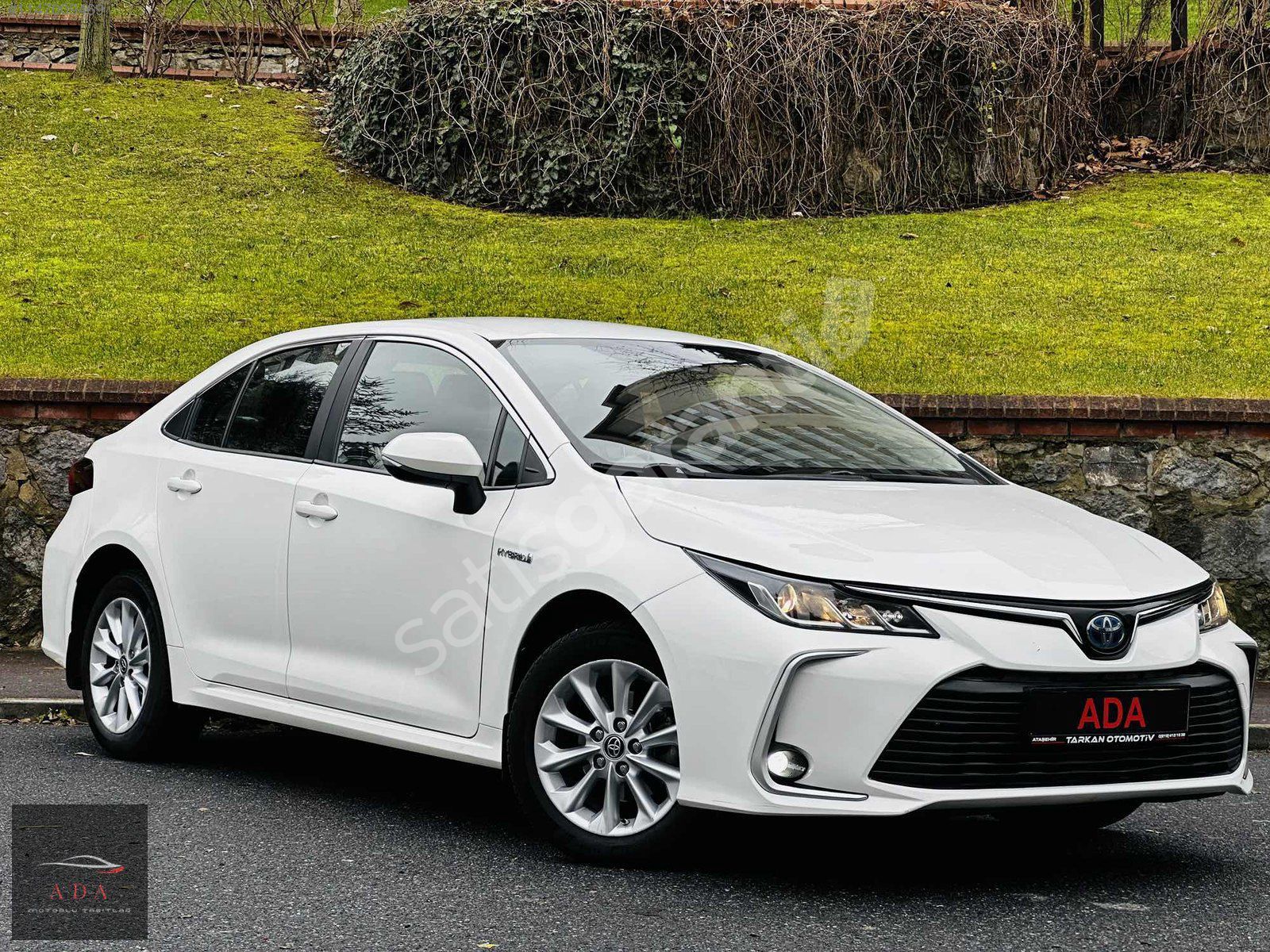 ADA'DAN 2020 MODEL COROLLA HYBRID 1.8 KABLOSUZ ŞARJ&K.AYNA VS...