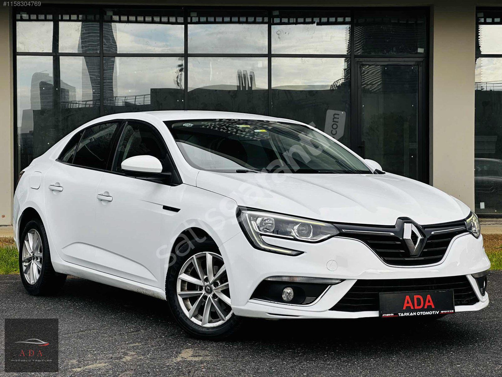 ADA'DAN TAMAMINA KREDİLİ 80 BİN KM'DE 2020 MODEL MEGANE TOUCH
