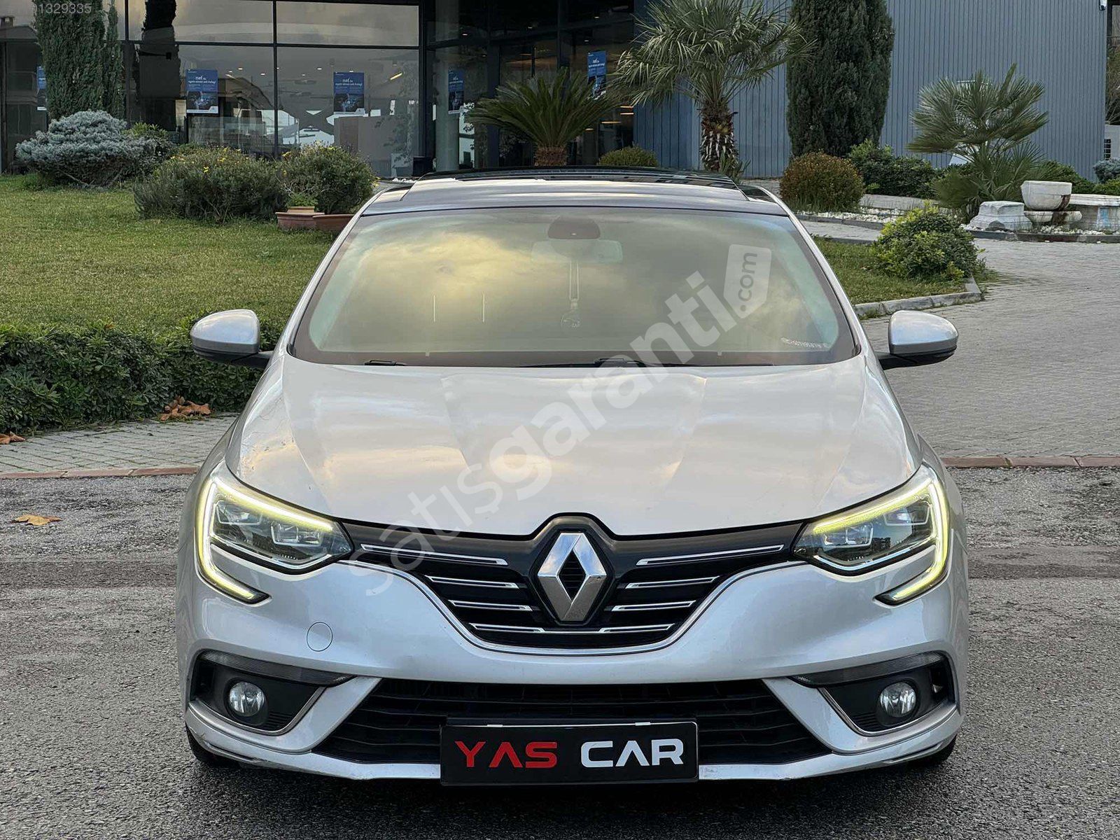 YAS-CAR' dan 2019 MEGANE ICON HATASIZ, CAM TAVAN,ELMAS JANT