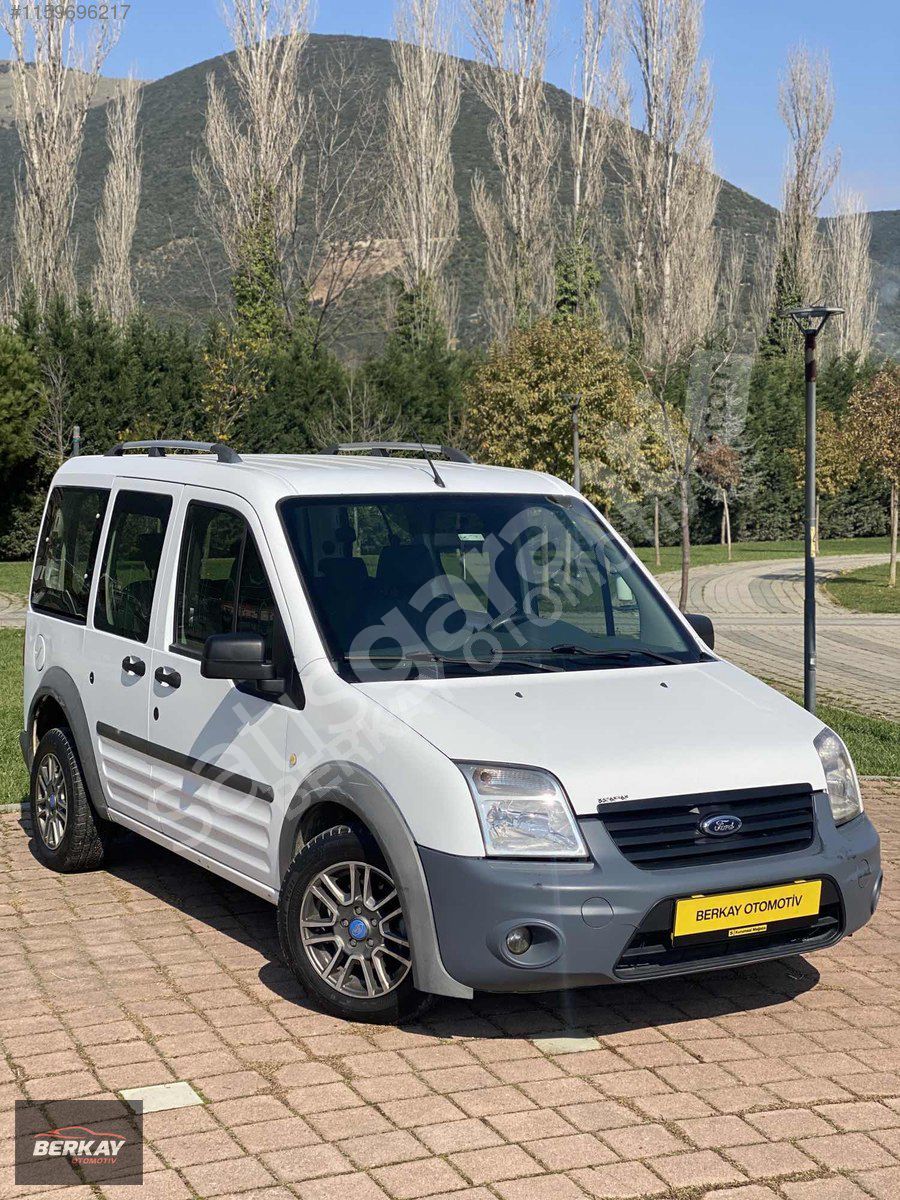 BERKAY OTOMOTİV FORD TRANSİT CONNECT EMSALSİZ FIRSAT ARAÇ