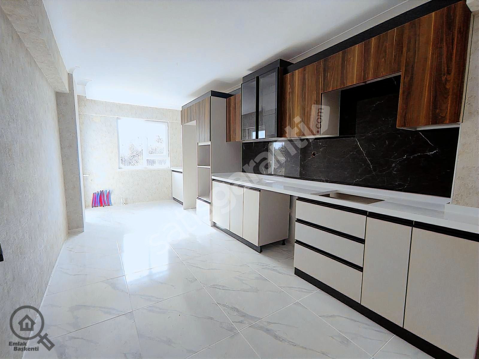 KARAPÜRÇEK'TE 2+1 GİRİŞ KAT 1 AY İÇERİSİNDE TESLİM 1490.000