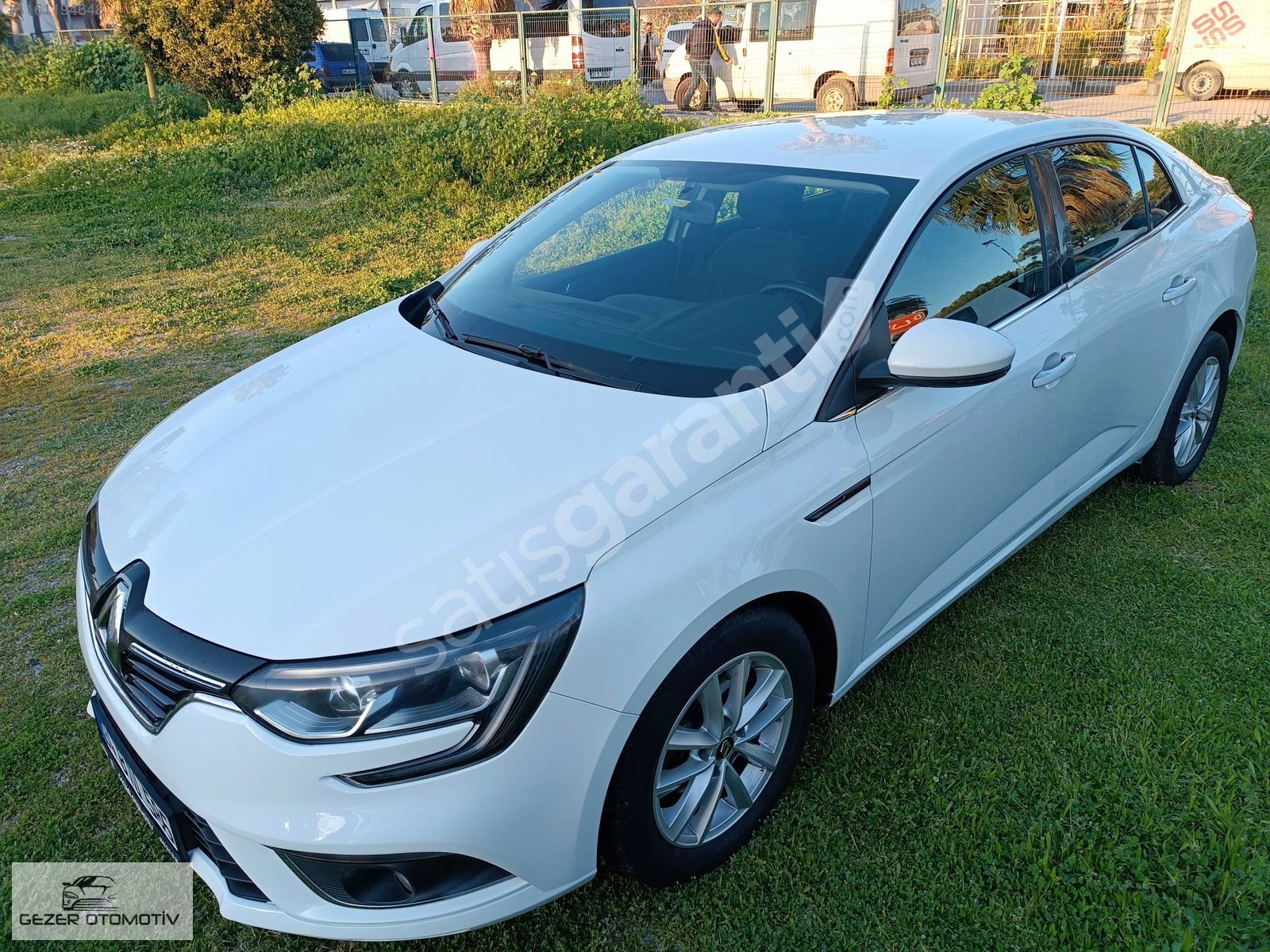MEGANE DİZEL OTOMATİK TOUCH // GEZER OTOMOTİVDEN 2019 MODEL.