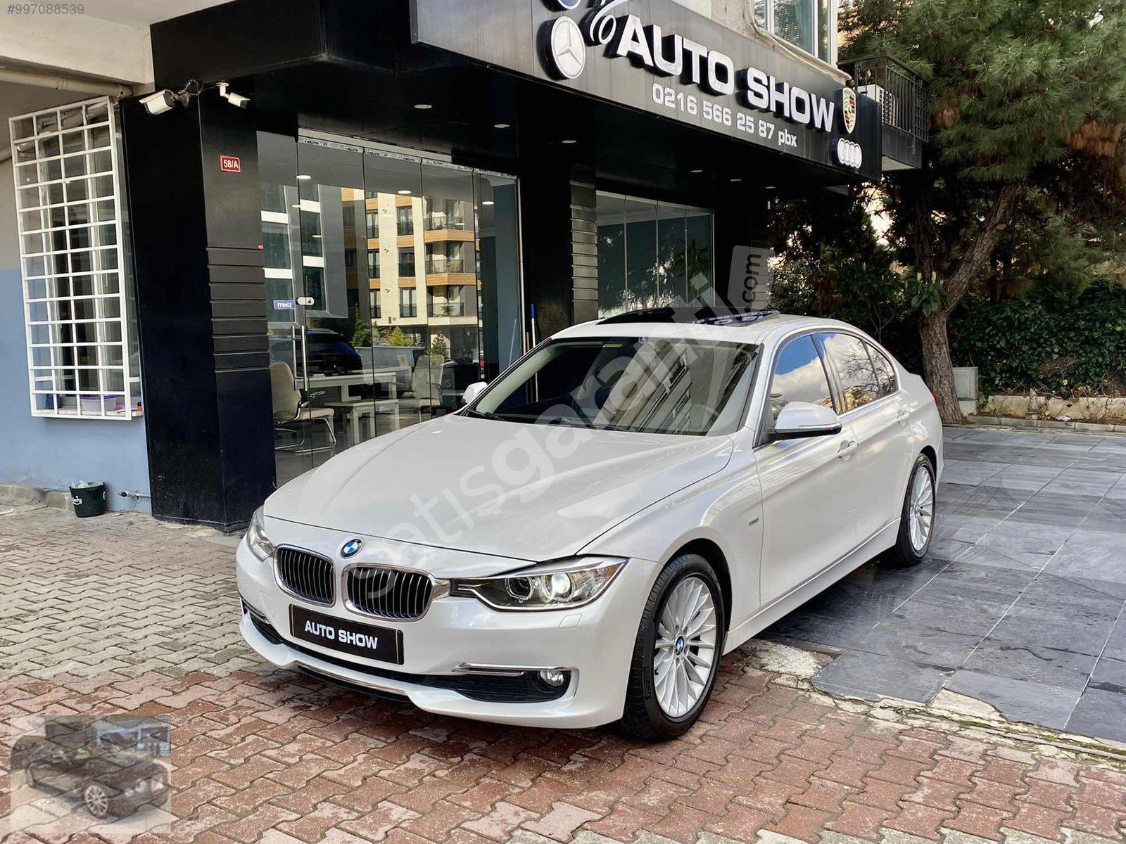 AUTO SHOW_BMW 320 İ LUXURY LİNE PLUS TABA+HARMAN+ISITMA+PERDE