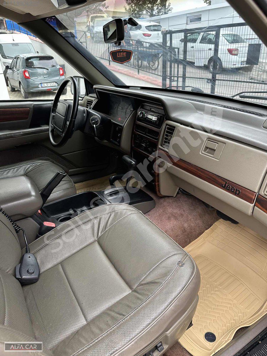 1993 Grand Cheeroke 5.2 Limited