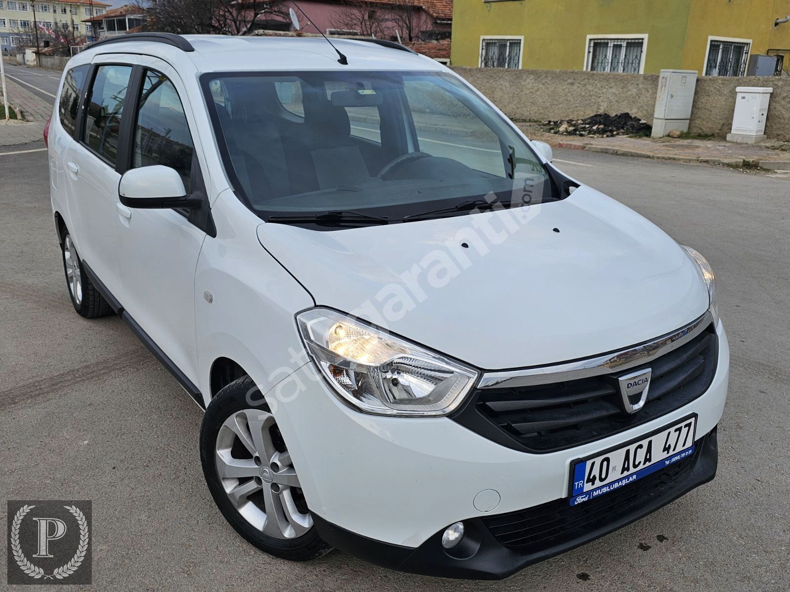 **2015 MODEL**85 BİN KM**2 YILDA BİR MUAYENELİ**FULL PAKET**