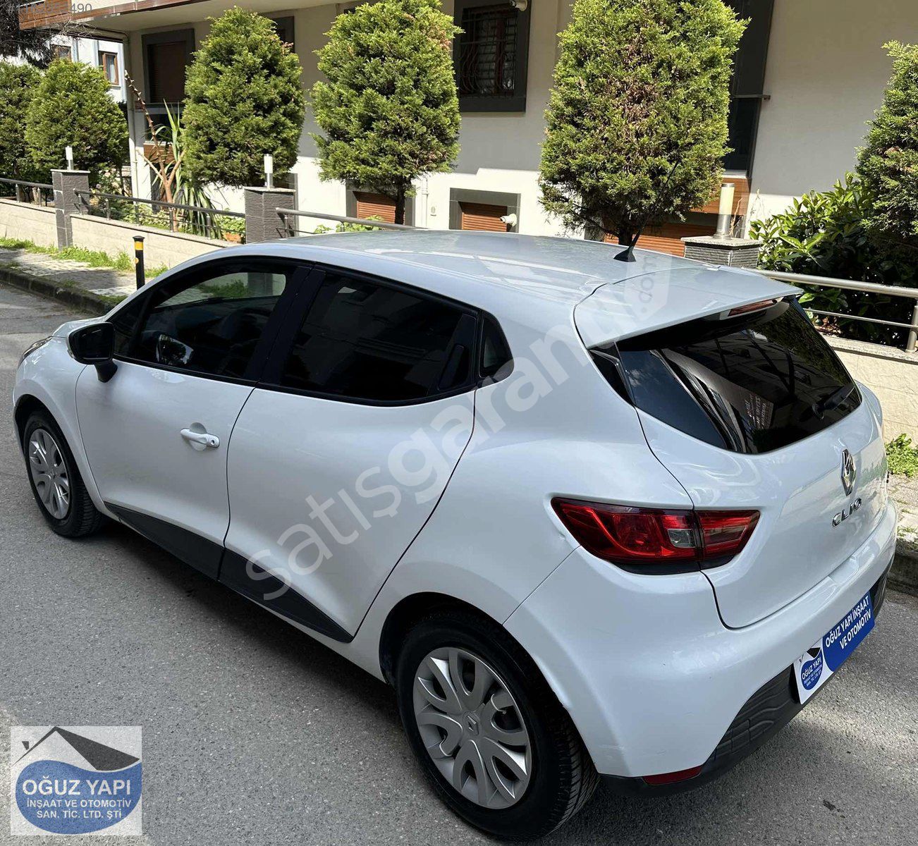 ORJİNAL 90.000 KM DE 2013 MODEL RENAULT CLİO 1.5 DCİ JOY
