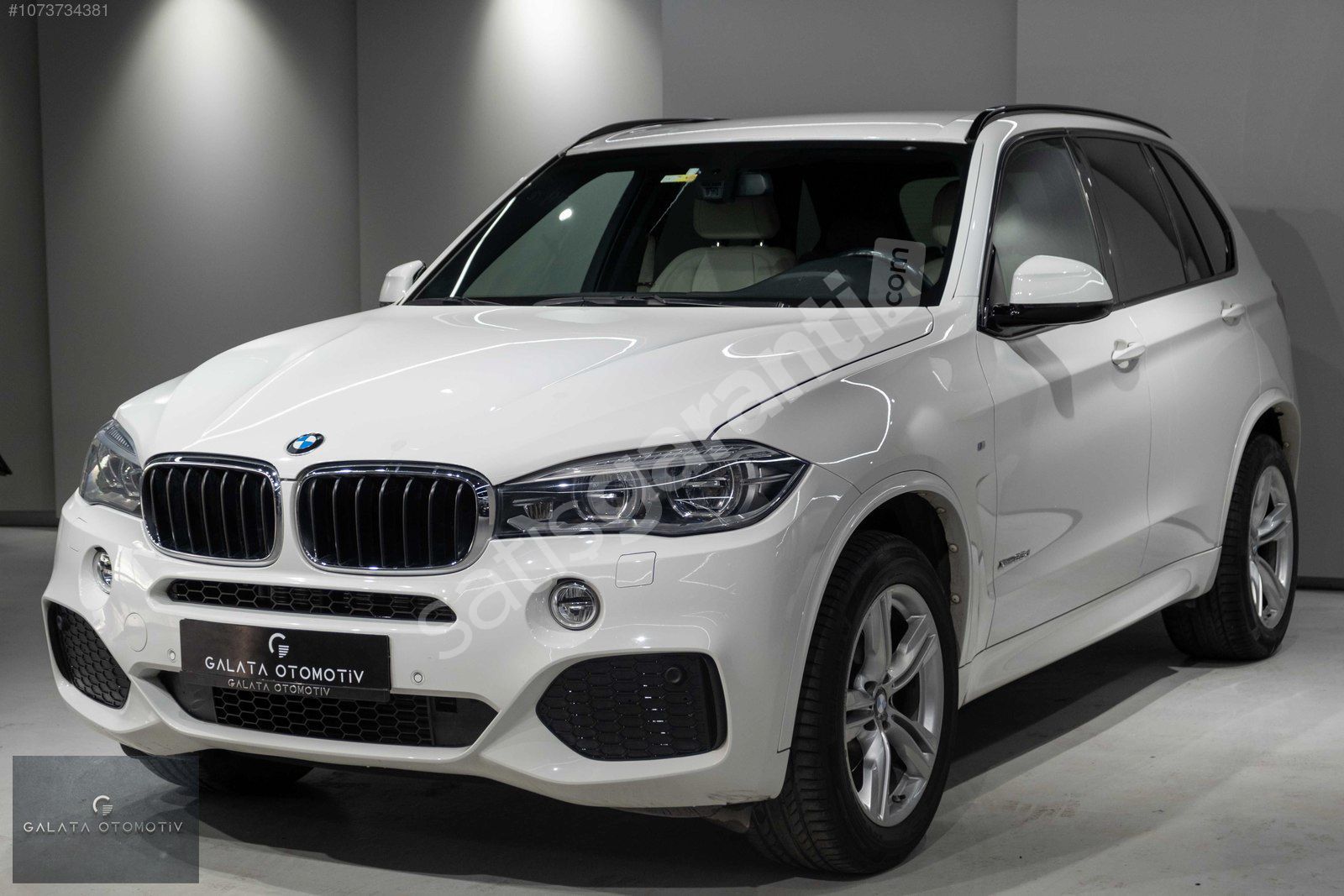'GALATA' 2014 BMW X5 25d XDRIVE M SPORT BAYİ CIKISLI HATASIZ