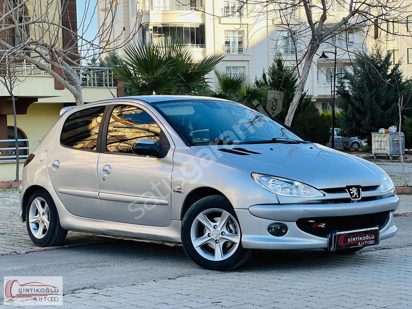 ÇİRTİKOĞLU'ndan 2006 PEUGEOUT 206 1.4 HDI FELİNE FUL+FUL
