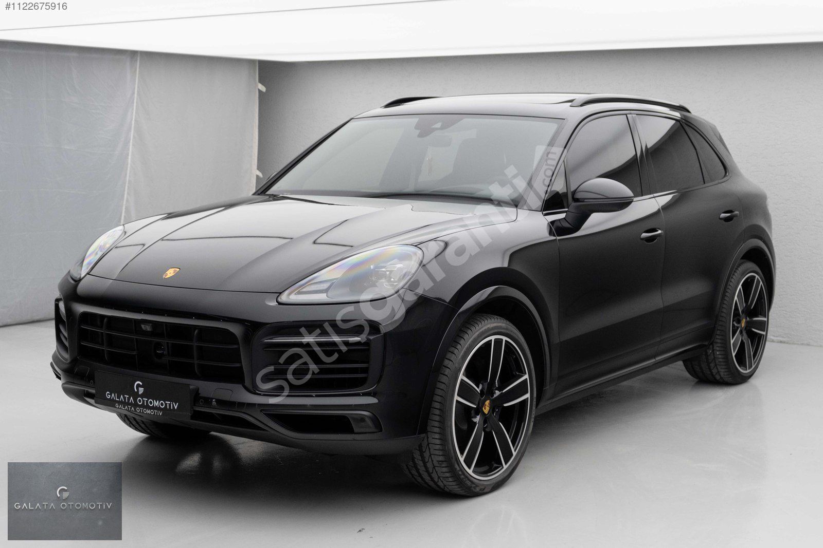 'GALATA' 2022 PORSCHE CAYENNE 3.0 PLATINUM EDITION