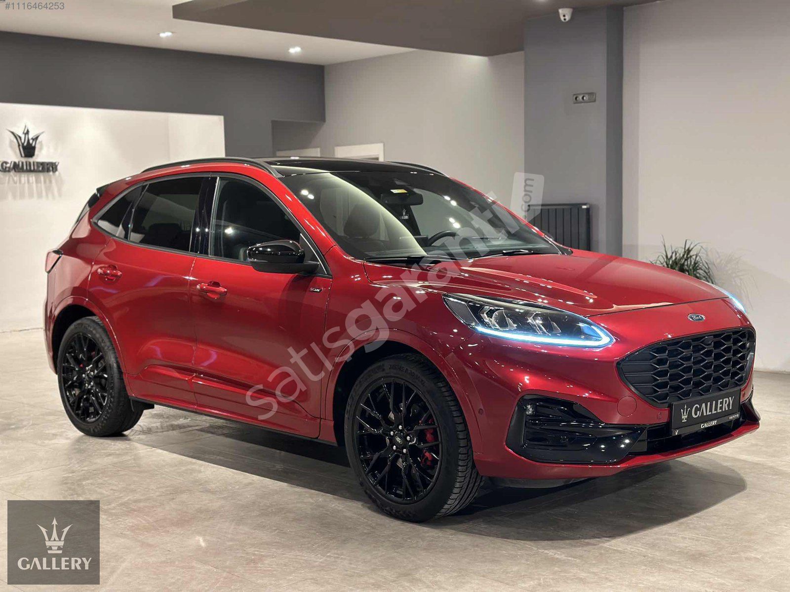 GALLERY'DEN FORD KUGA 1.5 ECOBOOST ST-LİNE BLACK PACKAGE HATASIZ