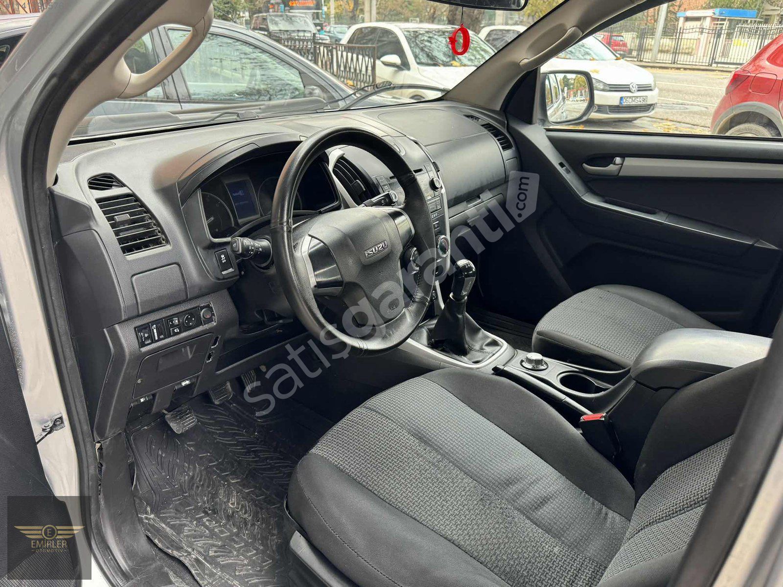 EMİRLER OTOMOTİV'DEN D-Max 2.5 4x4
