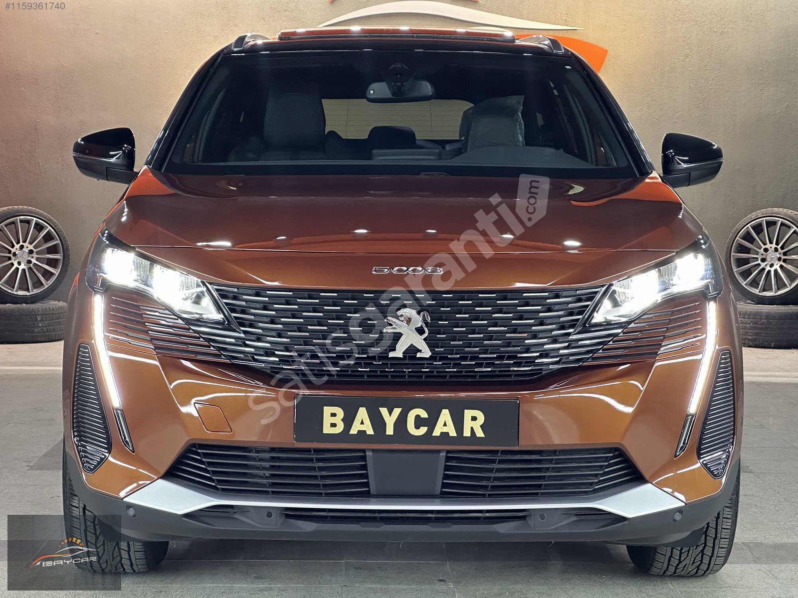 BAYCAR MOTORS'DAN PEUGEOT 5008 ALLURE CAM TAVAN ÇİFT RENK