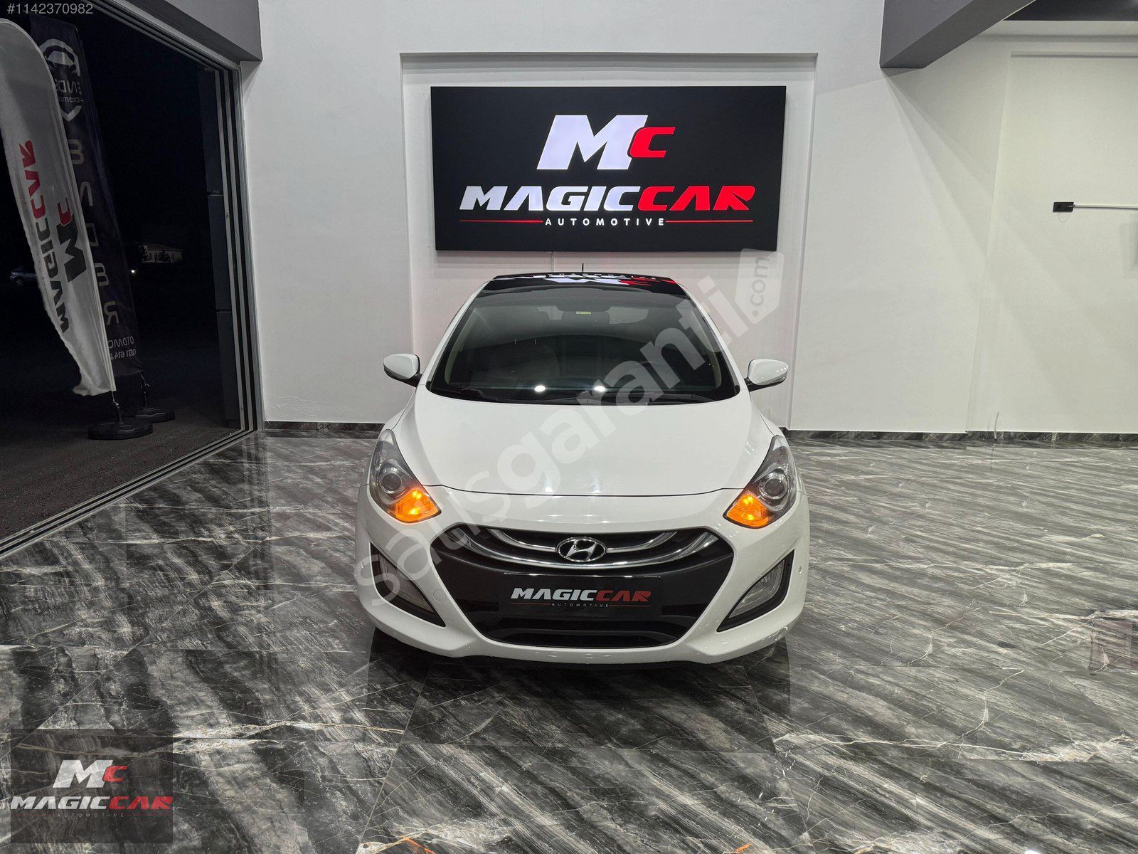 MAGICCAR'DAN **K.KARTI & KREDİ İMKANI 2014 İ30 ELİTE/CAM TAVAN