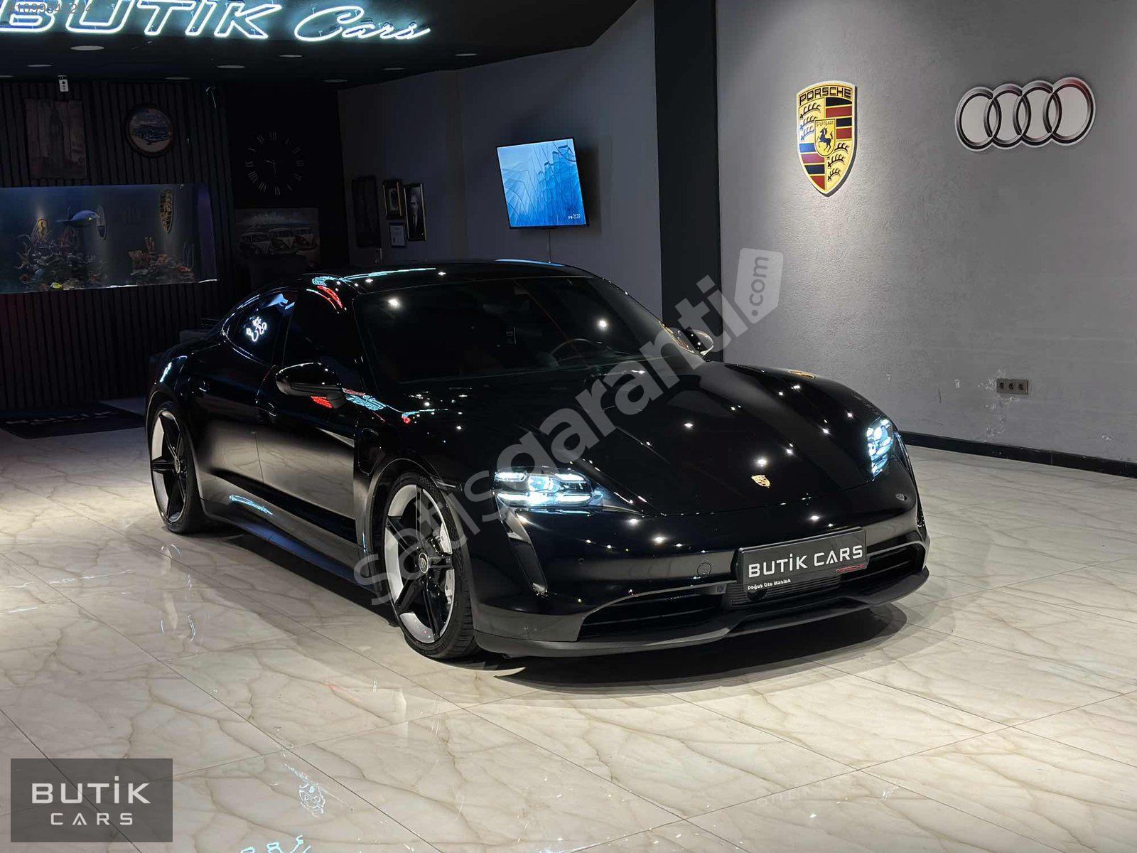 BUTİK CARS - 2020 PORSCHE TAYCAN 4S PERFORMANCE PLUS TAMDOLU-23K