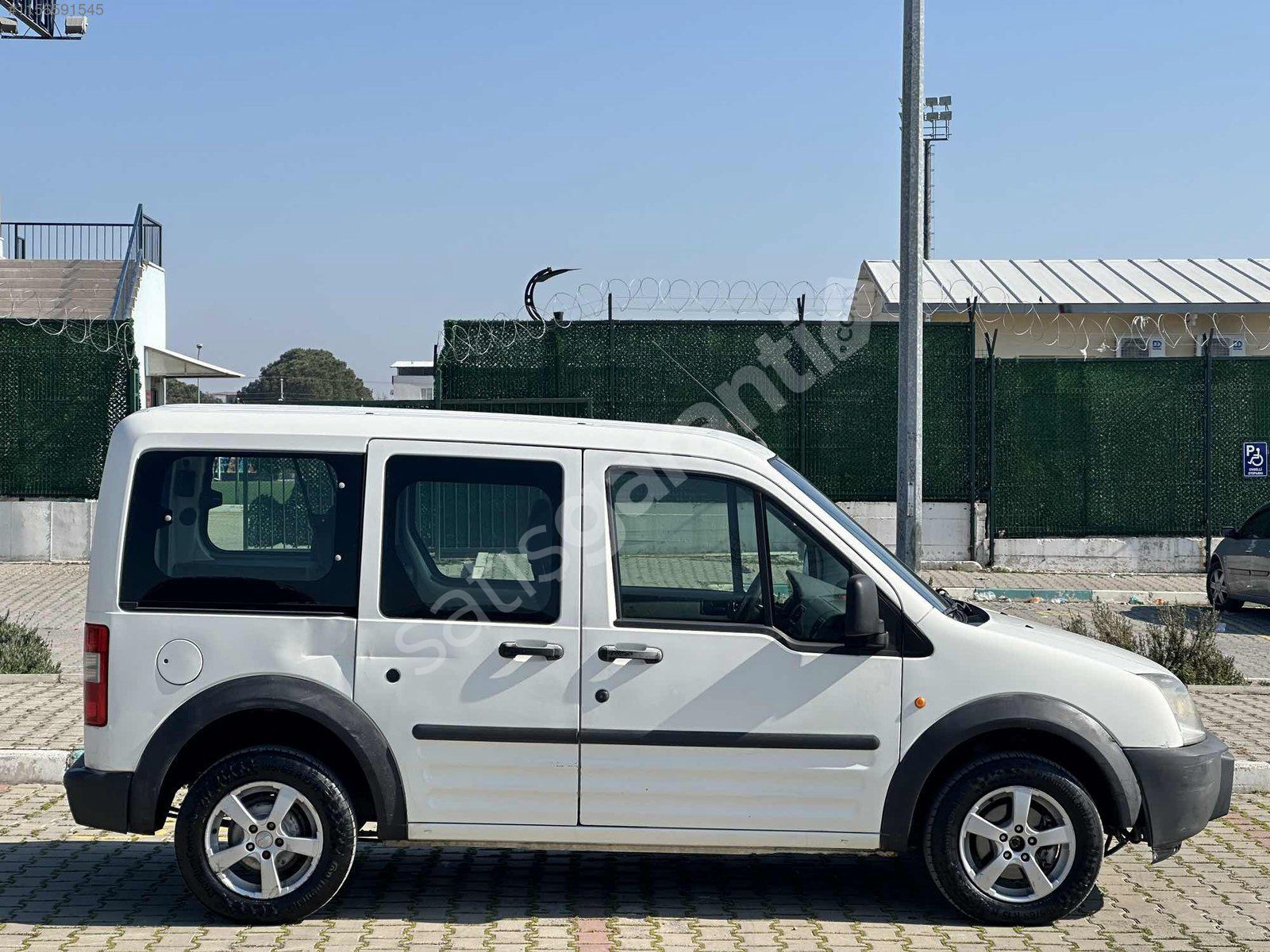 FORD TRANSİT CONNECT TOURNEO K210S 1.8 TDCI 90'LIK 'ÇİFT SÜRGÜ'