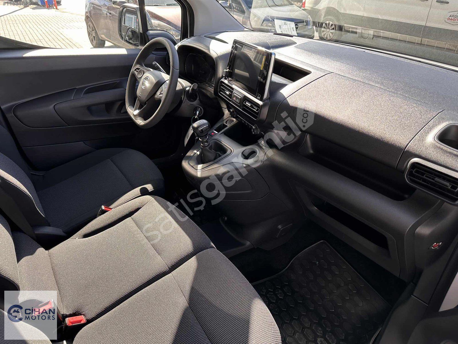 CİHAN MOTORS 2023 Combo Cargo 1.5 D Elegance XL
