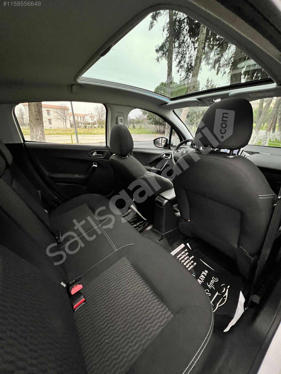 FIRSAT ARACI PEUGEOT 208 CAM TVN ÇELK JANT 17 BAKIMLI