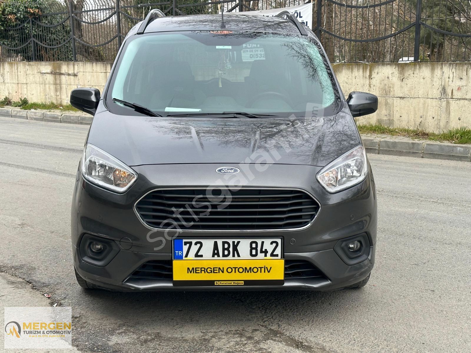 MERGEN OTO'DAN FORD CURİYER TİTANYUM PLAS FULL+FULL 70.000 DE