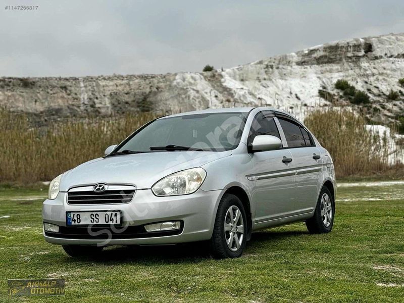 HYUNDAİ ACCENT ERA 1.5 CRDİ VGT HATASIZ BOYASIZ