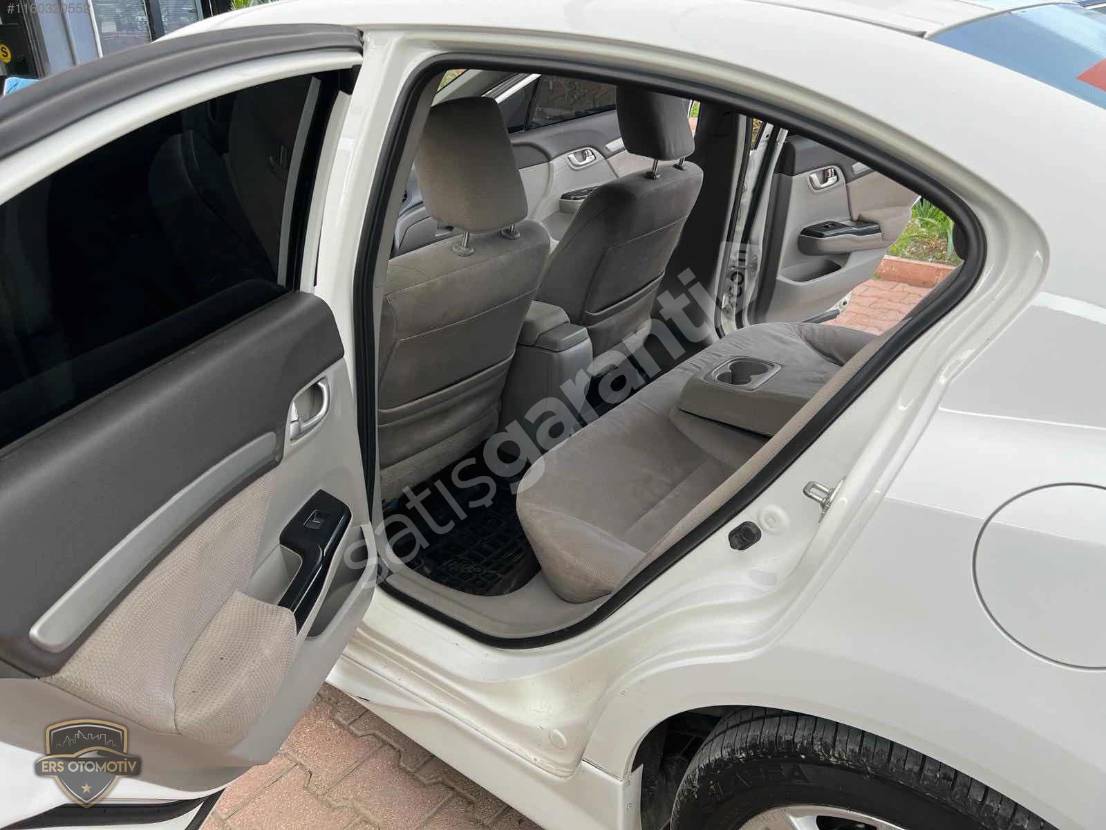 2012 MODEL HATASIZ BOYASIZ 40. Yıl HONDA CİVİC