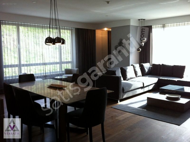 Selenıum Twins'te 235 m2 çok acil satılık 4+1 manzaralı