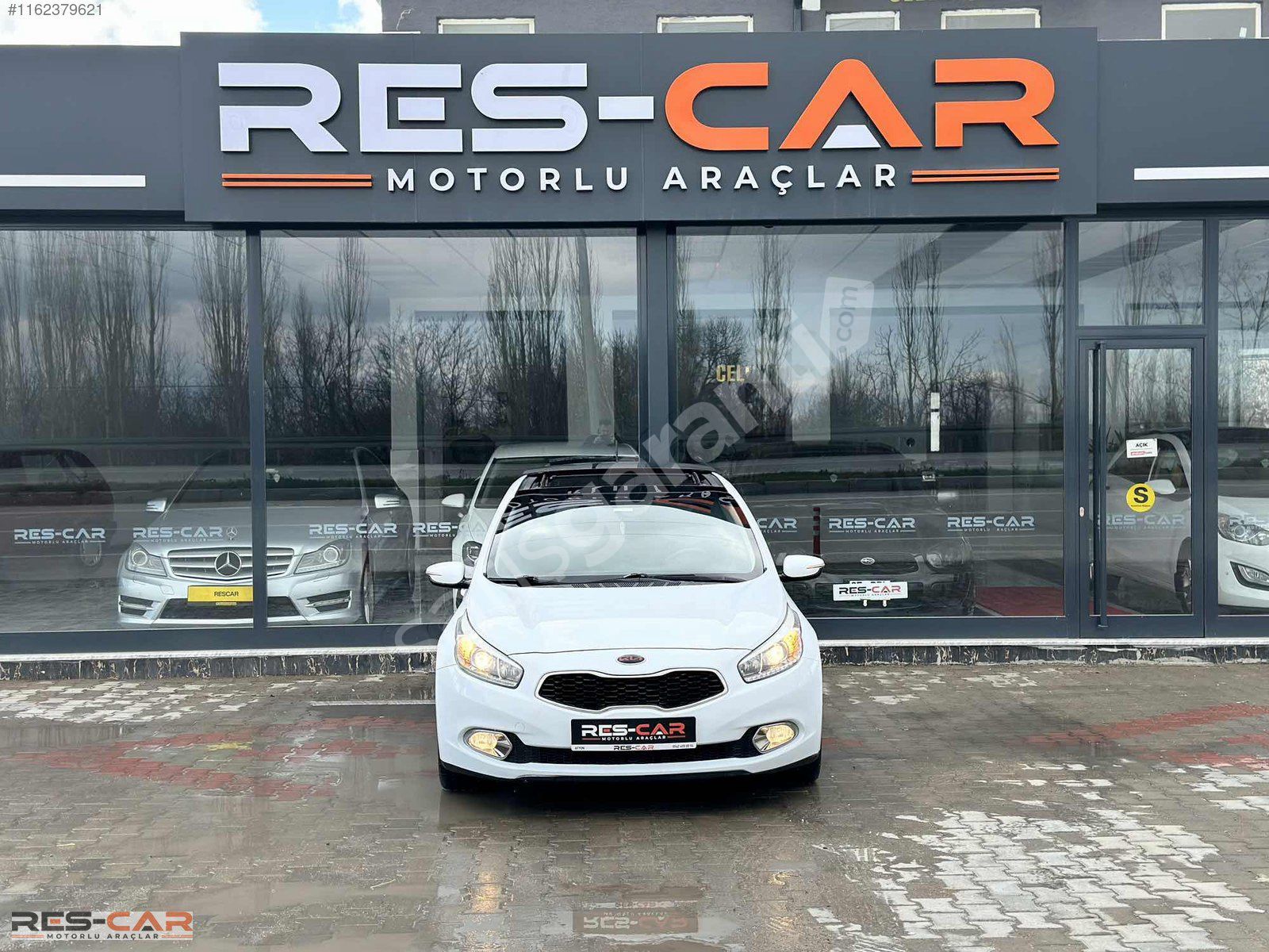 RES-CAR_2013 MODEL KİA CEED 1.6 CRDİ CONCEPT PLUS FULL