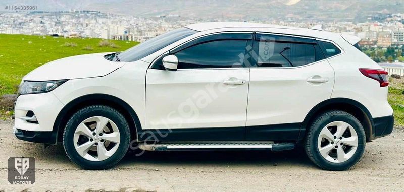 ''53.000 KM'' 2020 Qashqai 1.3 DIG-T 160 HP OTOMATİK