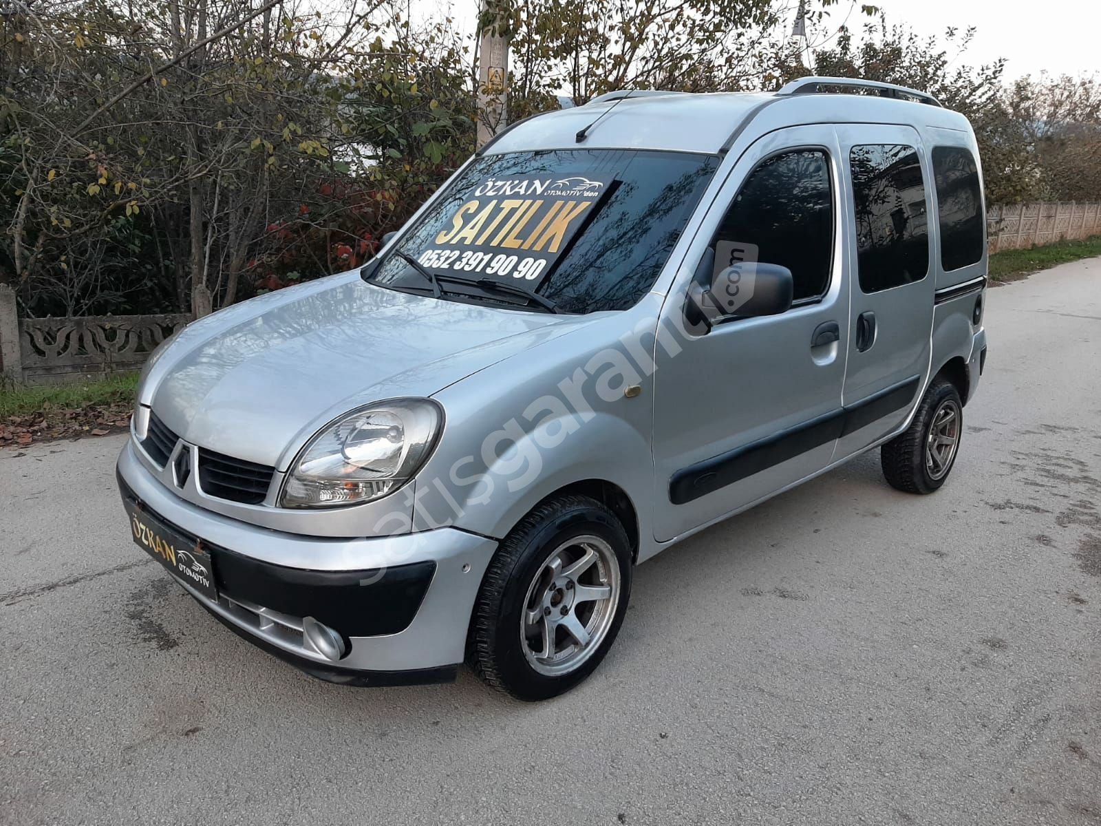 ÖZKAN OTOMOTİV DEN 2010 KANGO 1.5 MULTIX KLIMALI CIFT SURGÜLU