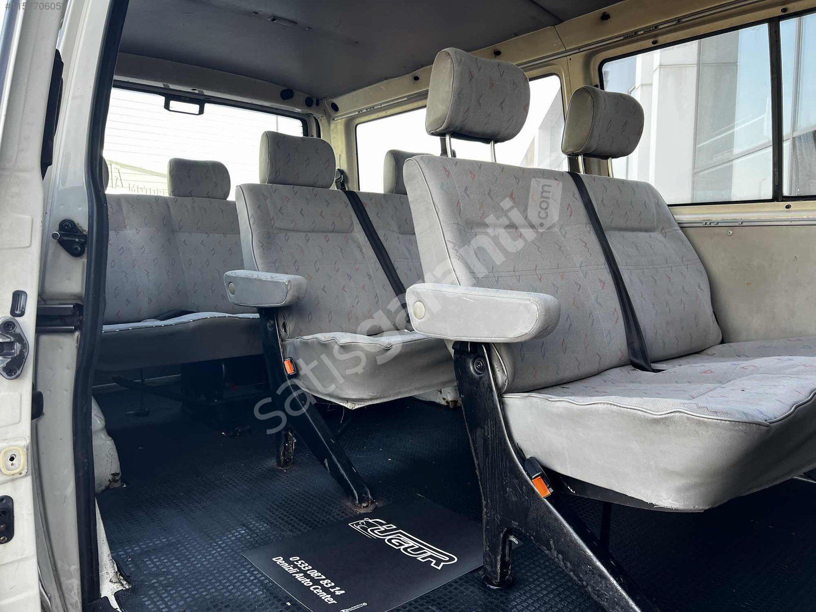 UĞUR OTOMOTİV'DEN 2000 TRANSPORTER 2.4 9+1 MİNİBÜS